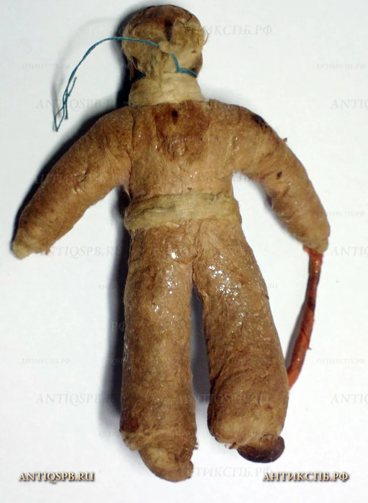 Елочная игрушка ватная старинная "Хоккеист". №19278.6